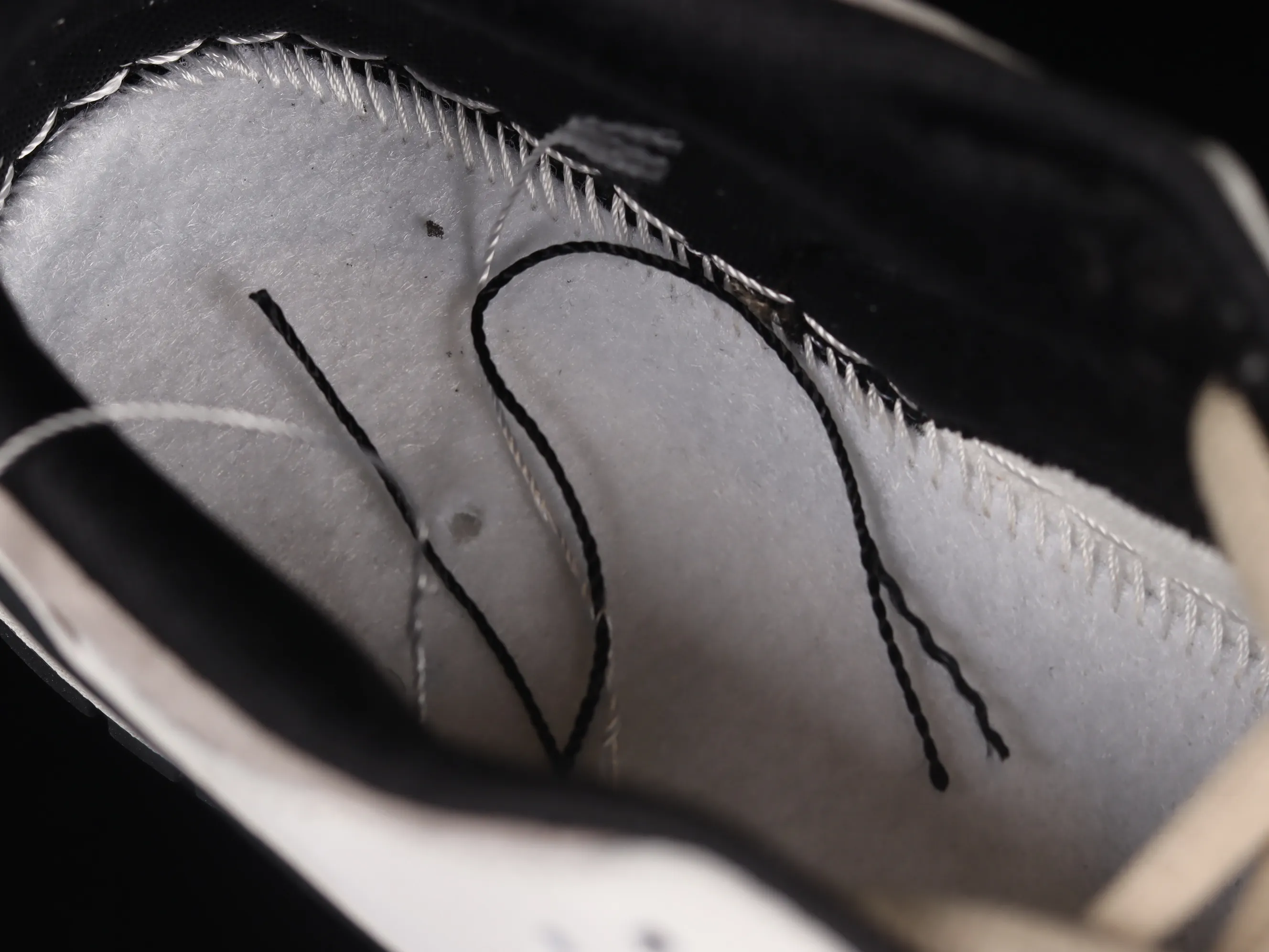 All Categories Nk SB Dunk Series Nk SB Dunk Low Low-top sneakers Otomo Katsuhiro x Nk SB Dunk Low "Steamboy OST" Otomo Katsuhiro co-branded SB low-top sports and leisure sneakers LF0039-037